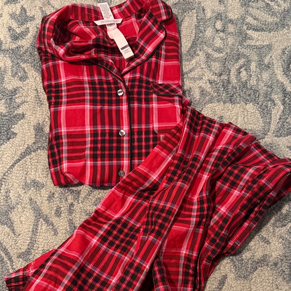 Victoria's Secret Kids Red Plaid Pajama Set NWT size xs